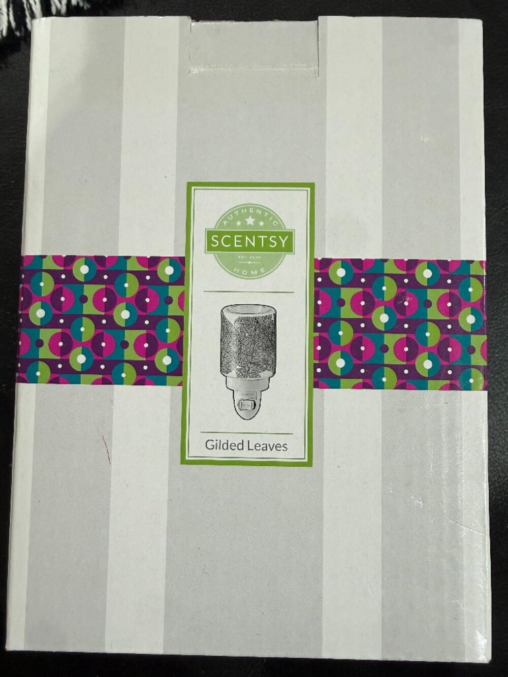 Scentsy Glided Leaves Mini Warmer